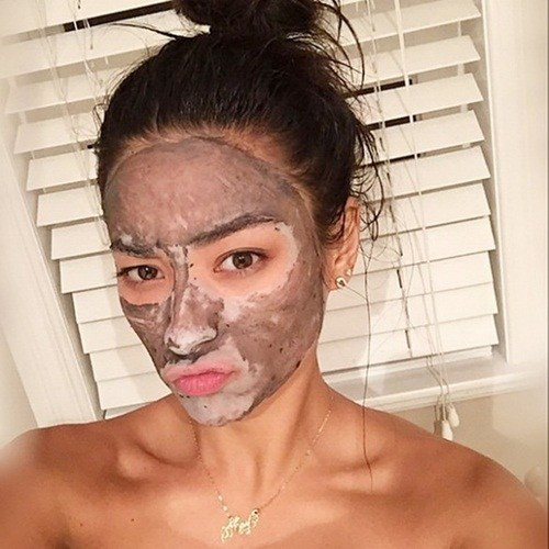 Lạ mắt ngắm nhìn các nữ minh tinh trong bộ mặt "dọa ma" ảnh 10