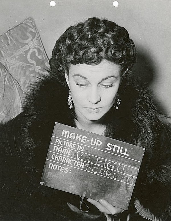 Những chiếc váy huyền thoại trong bộ phim "Cuốn theo chiều gió" ảnh 10