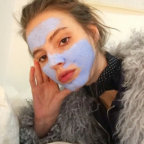 Lạ mắt ngắm nhìn các nữ minh tinh trong bộ mặt "dọa ma" ảnh 11