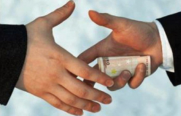 Bê bối tham nhũng tại Tây Ban Nha: 50 tòa thị chính vào tầm ngắm ảnh 1