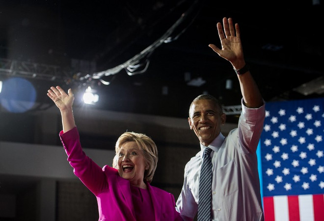 Tổng thống Mỹ Obama đi vận động tranh cử cho bà Clinton ảnh 1