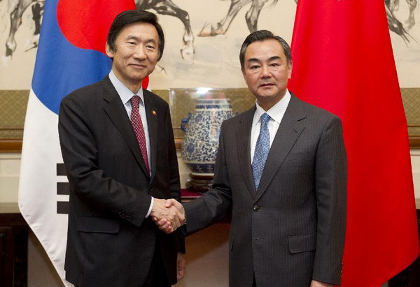 Ngoại trưởng Trung-Hàn điện đàm về tình hình Triều Tiên ảnh 1