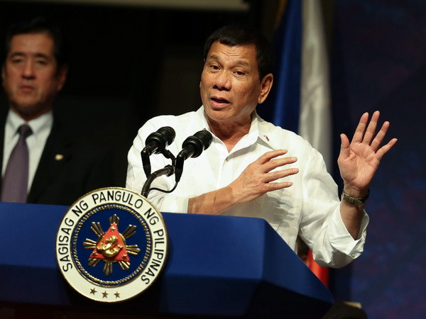 Tổng thống Duterte muốn quân sự nước ngoài rút khỏi Philippines ảnh 1