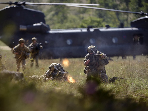 NATO không "thỏa hiệp" với Nga sau loạt vụ tấn công Brussels ảnh 1