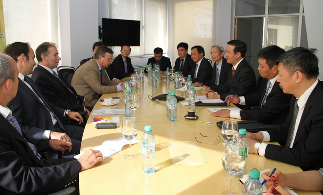 Trưởng ban Tuyên giáo Trung ương Võ Văn Thưởng làm việc tại Argentina ảnh 2