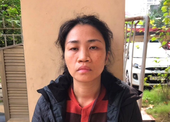 Khởi tố đối tượng không đo thân nhiệt, giật khẩu trang, tát cảnh sát ảnh 1