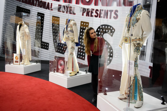 [Photo] Chiêm ngưỡng kỷ vật vô giá của huyền thoại Elvis Presley ảnh 2