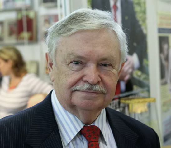 Vĩnh biệt nhà văn thiếu nhi nổi tiếng của Nga Albert Likhanov ảnh 1