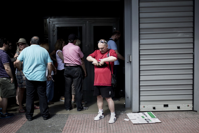 Macedonia ra lệnh "đánh tháo" tiền gửi khỏi các ngân hàng Hy Lạp ảnh 1