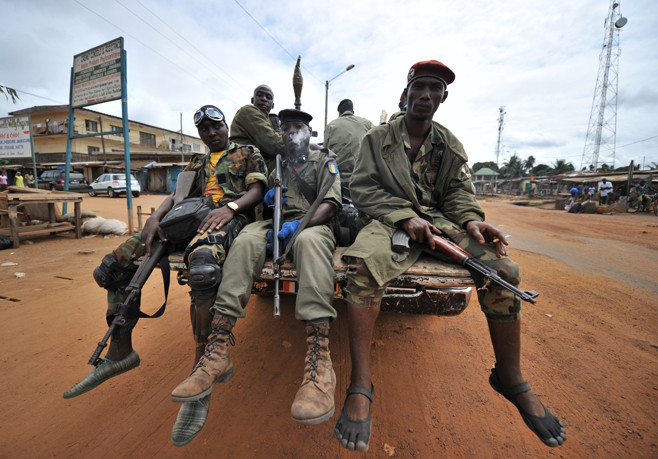 Liên hợp quốc cấm các nước cung cấp vũ khí cho Côte d'Ivoire ảnh 1