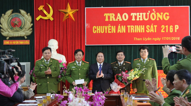 Thưởng “nóng” cho Ban chuyên án phá vụ buôn lậu 10 bánh heroin ảnh 1