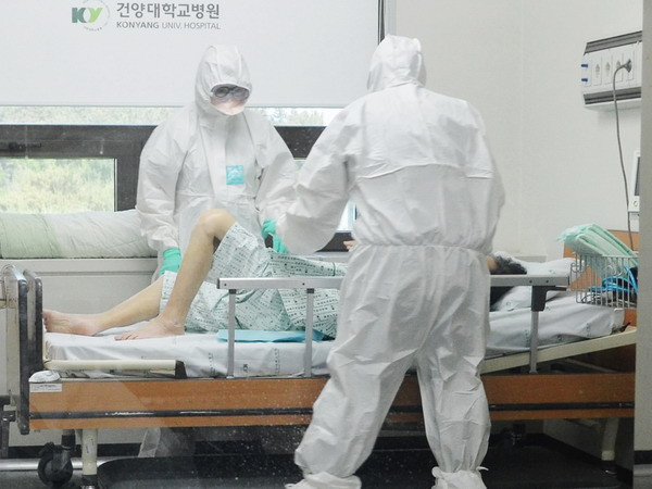 Hàn Quốc tăng cường nhiều biện pháp ngăn ngừa lây nhiễm MERS ảnh 1