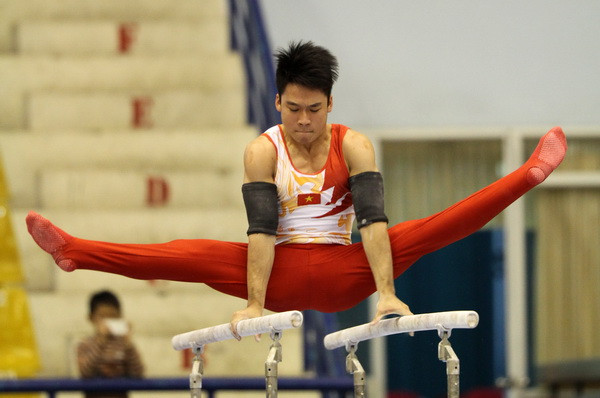 Đánh bại Singapore và Thái Lan, thể dục dụng cụ Việt Nam đạt HCV ảnh 1