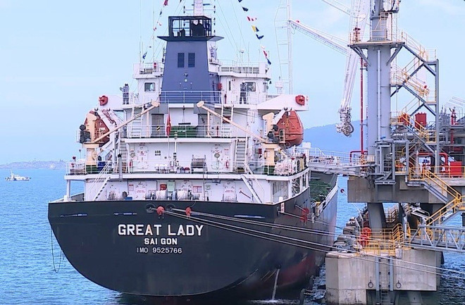 Thanh Hóa đẩy mạnh phát triển đồng bộ 5 trụ cột kinh tế biển ảnh 1