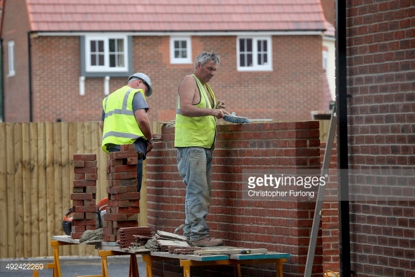 Anh tăng cường chống lao động nước ngoài bất hợp pháp ảnh 1