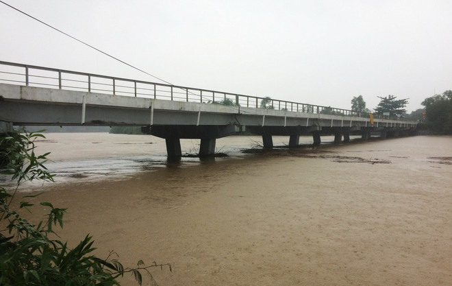 Cơn bão số 12 đã làm 27 người chết, 22 người mất tích ảnh 1