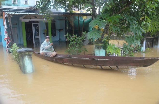 Cơn bão số 12 đã làm 27 người chết, 22 người mất tích ảnh 3