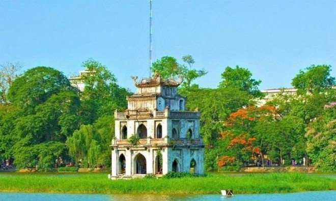 Tuyển Việt Nam làm quen mặt sân trước trận đấu với Indonesia ảnh 1
