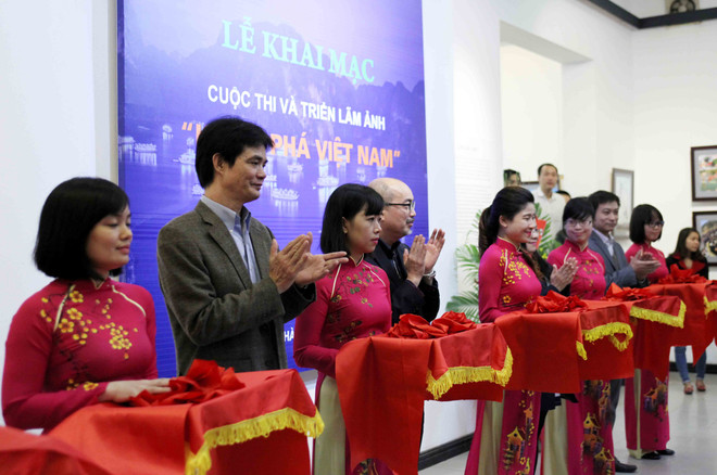 Tổ quốc hiện lên tuyệt đẹp trong triển lãm ảnh “Khám phá Việt Nam” ảnh 1