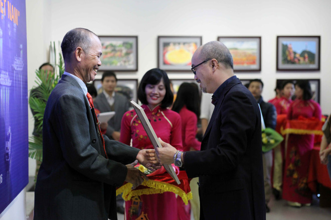 Tổ quốc hiện lên tuyệt đẹp trong triển lãm ảnh “Khám phá Việt Nam” ảnh 2