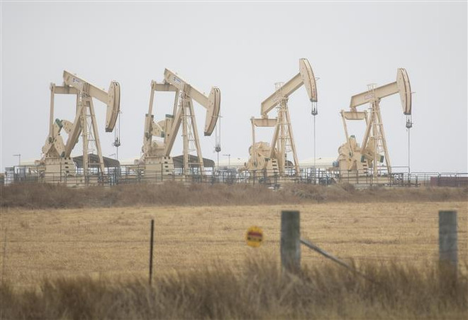 Cơ sở lọc dầu tại Texas (Mỹ) ngày 24/2/2022. (Ảnh: THX/TTXVN) Giá dầu WTI khép lại tuần giao dịch ở mức cao nhất kể từ giữa tháng Ba ảnh 1