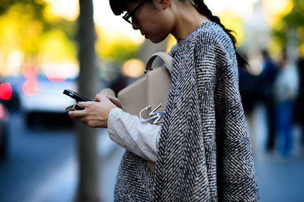 Chiêm ngưỡng các phong cách thời trang ngay tại đường phố Paris ảnh 25