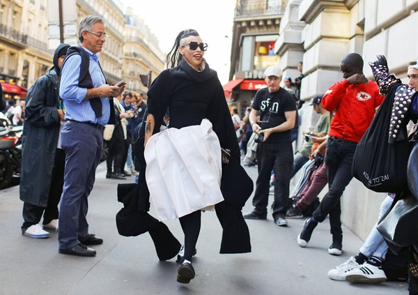 Chiêm ngưỡng các phong cách thời trang ngay tại đường phố Paris ảnh 8
