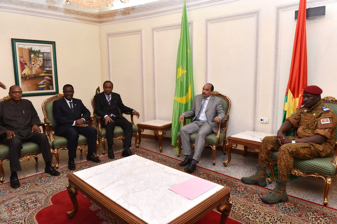 Các bên ở Burkina Faso ký thỏa thuận chuyển tiếp chính trị ảnh 1