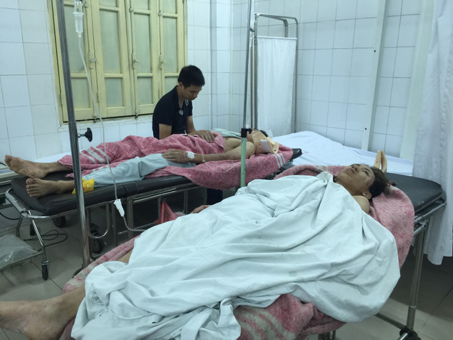 [Video] Khẩn trương cứu chữa nạn nhân vụ sập nhà ở phố Cửa Bắc ảnh 1