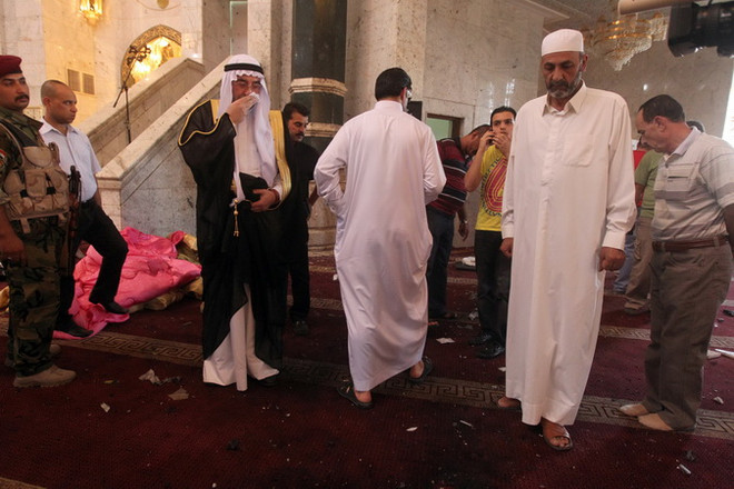 Xả súng vào nhà thờ Hồi giáo Sunni ở Iraq, hơn 30 người chết ảnh 1