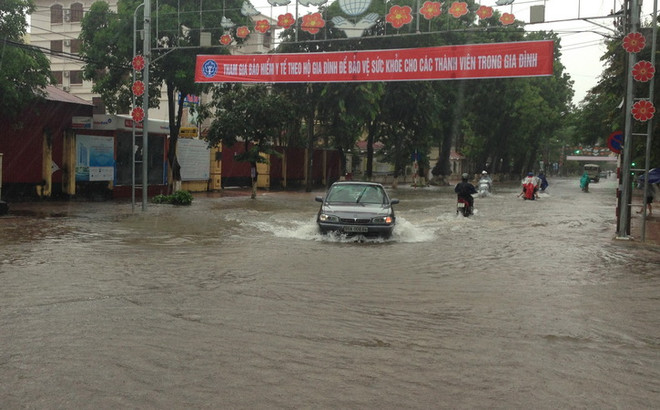 Bắc Giang phát lệnh báo động số 2 trên triền sông Lục Nam ảnh 1