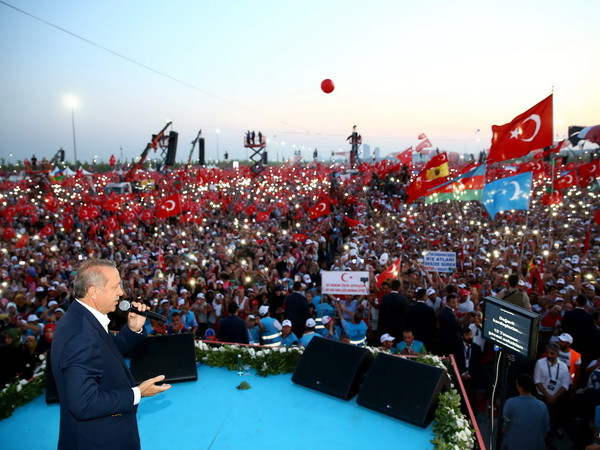 Thổ Nhĩ Kỳ bắt giữ 29 thanh tra ngân hàng liên quan vụ đảo chính ảnh 1