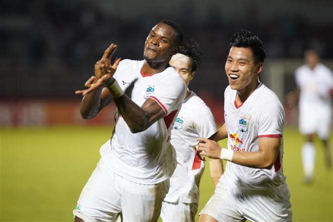 Brandao giúp Hoàng Anh Gia Lai xuất sắc đánh bại Sydney FC ảnh 1