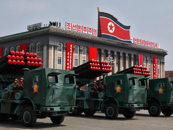 Máy bay phát hiện hạt nhân Mỹ cất cánh khẩn cấp tại bán đảo Triều Tiên ảnh 1