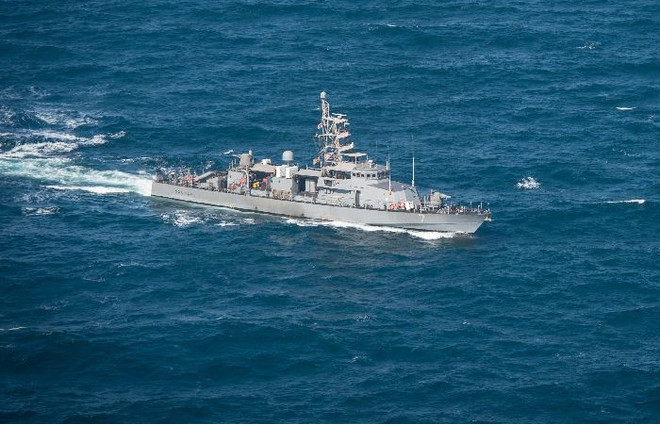 Tướng Mỹ cảnh báo về đụng độ trên biển giữa tàu Mỹ và tàu Iran ảnh 1