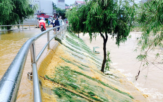 Lai Châu: Tìm thấy thi thể nạn nhân bị nước cuốn trôi khi đi vớt củi ảnh 1