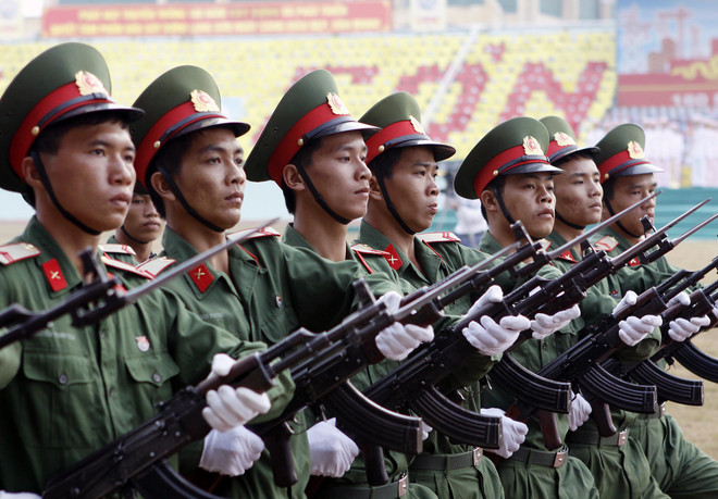 Phối hợp công tác chính trị, tư tưởng giữa quân đội và công an ảnh 1