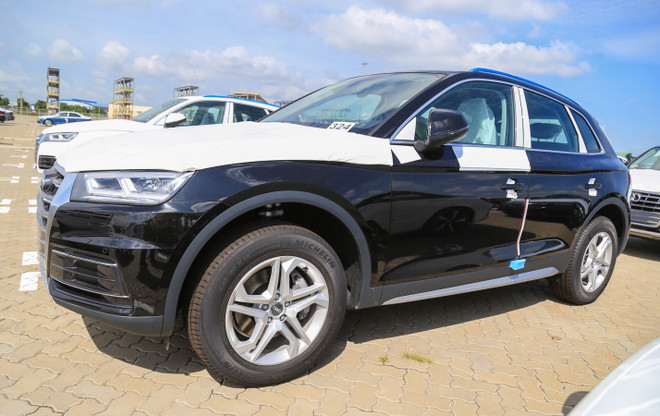 Loạt siêu xe Audi cập cảng Việt Nam để phục vụ cho APEC 2017 ảnh 1