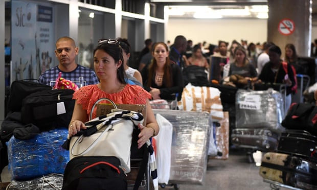 Brazil thừa nhận không thể lấp “chỗ trống” mà các bác sỹ Cuba để lại ảnh 1