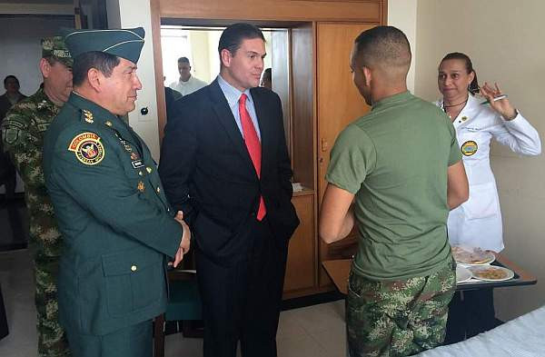 FARC ra điều kiện an ninh để phóng thích vị tướng bị bắt giữ ảnh 1