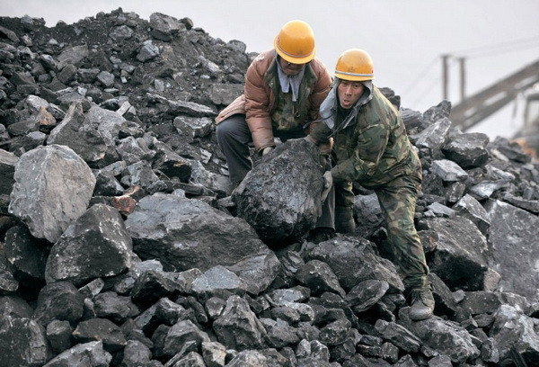 Cháy mỏ than ở Trung Quốc, gần 80 người thương vong ảnh 1