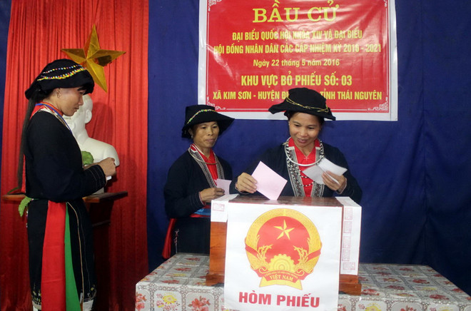 98,77% cử tri trên cả nước đã tham gia bỏ phiếu bầu cử ảnh 1