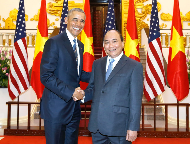 Thủ tướng Nguyễn Xuân Phúc gặp Tổng thống Hoa Kỳ Barack Obama ảnh 1