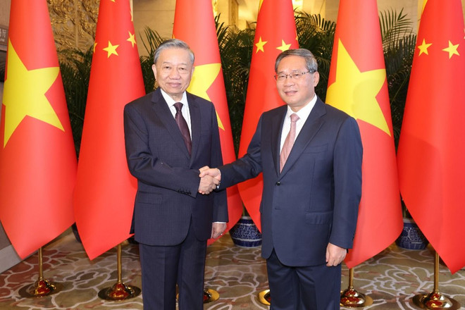 Tổng Bí thư, Chủ tịch nước Tô Lâm hội kiến Thủ tướng Trung Quốc Lý Cường tối 19/8/2024, tại Nhà khách Điếu Ngư Đài ở Thủ đô Bắc Kinh. (Ảnh: Trí Dũng/TTXVN) viet nam-trung quoc 5.jpg