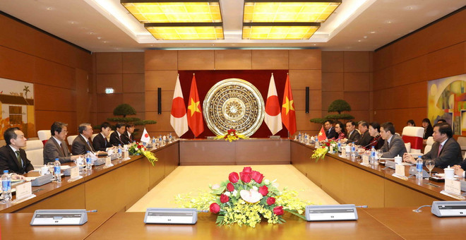 Chủ tịch Quốc hội đón, hội đàm với Chủ tịch Hạ viện Nhật Bản ảnh 2