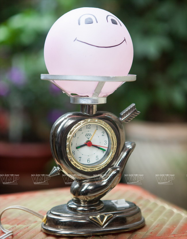 TP.HCM: Ngắm "gia tài" đẹp lung linh được tái chế từ rác thải ảnh 6