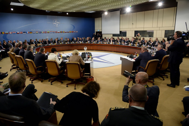 NATO sẽ tiếp tục tăng cường hiện diện quân sự ở Đông Âu ảnh 1