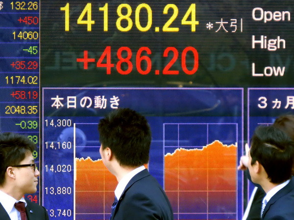 Chứng khoán châu Á chuyển động trái chiều trong phiên đầu tuần ảnh 1