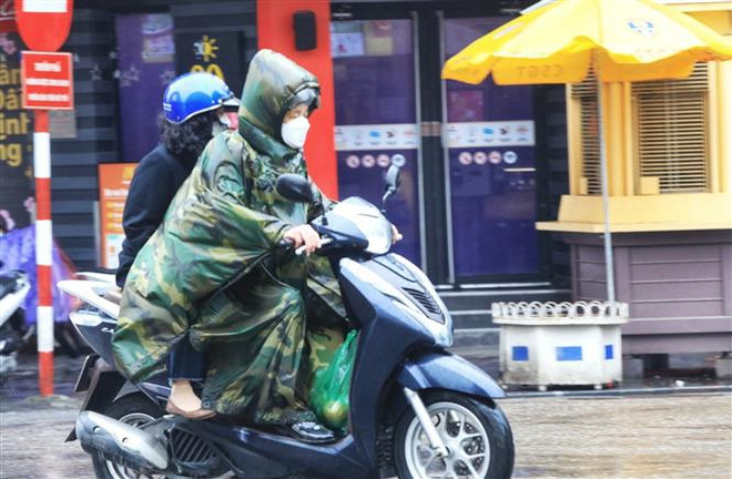 Đêm 22/5, nhiều vùng biển có mưa dông, gió giật cấp 7-8 ảnh 1