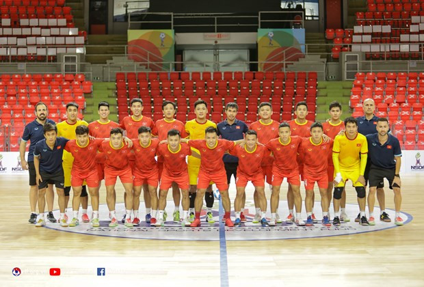 Thắng đậm Australia, Việt Nam giành vé vào bán kết futsal Đông Nam Á ảnh 1